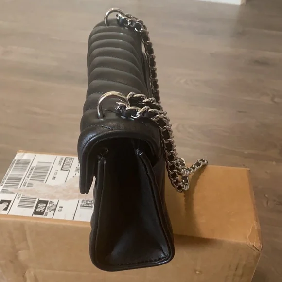 Ladies MK Purse - Picture 2 of 7